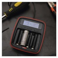 Nabíječka baterií EMOS profi BCN-42D + 4AA 2700 (5)